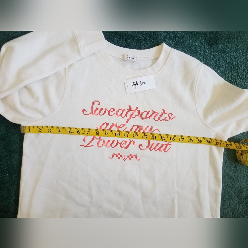 Style & Co Women's Sweatshirt Size L - Picture 3 of 13